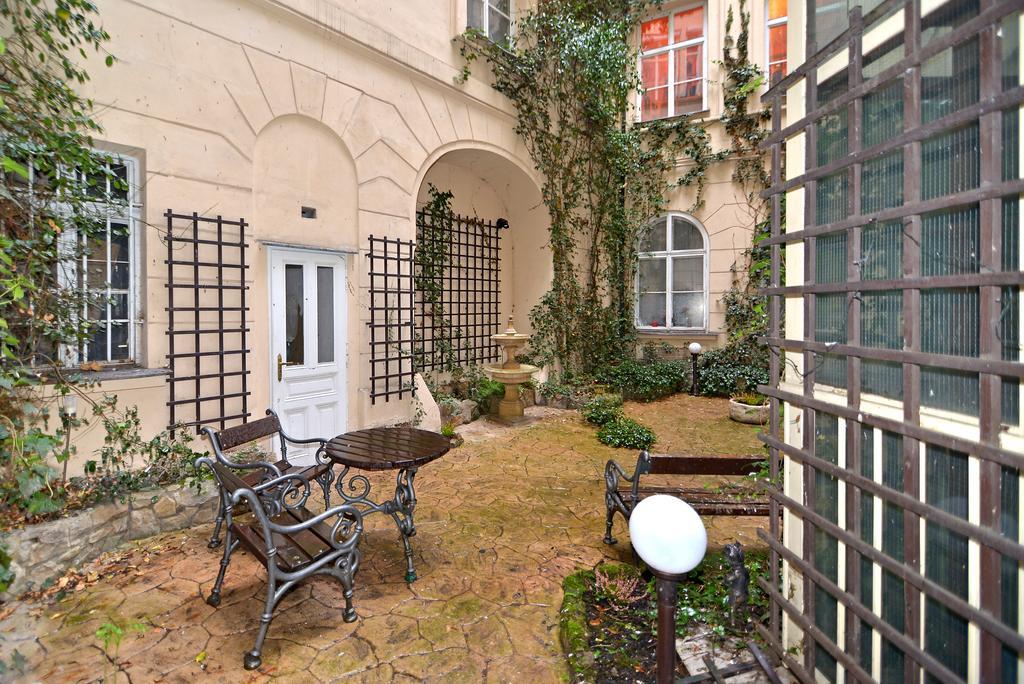 Historic Centre Apartments IV Prague Ngoại thất bức ảnh